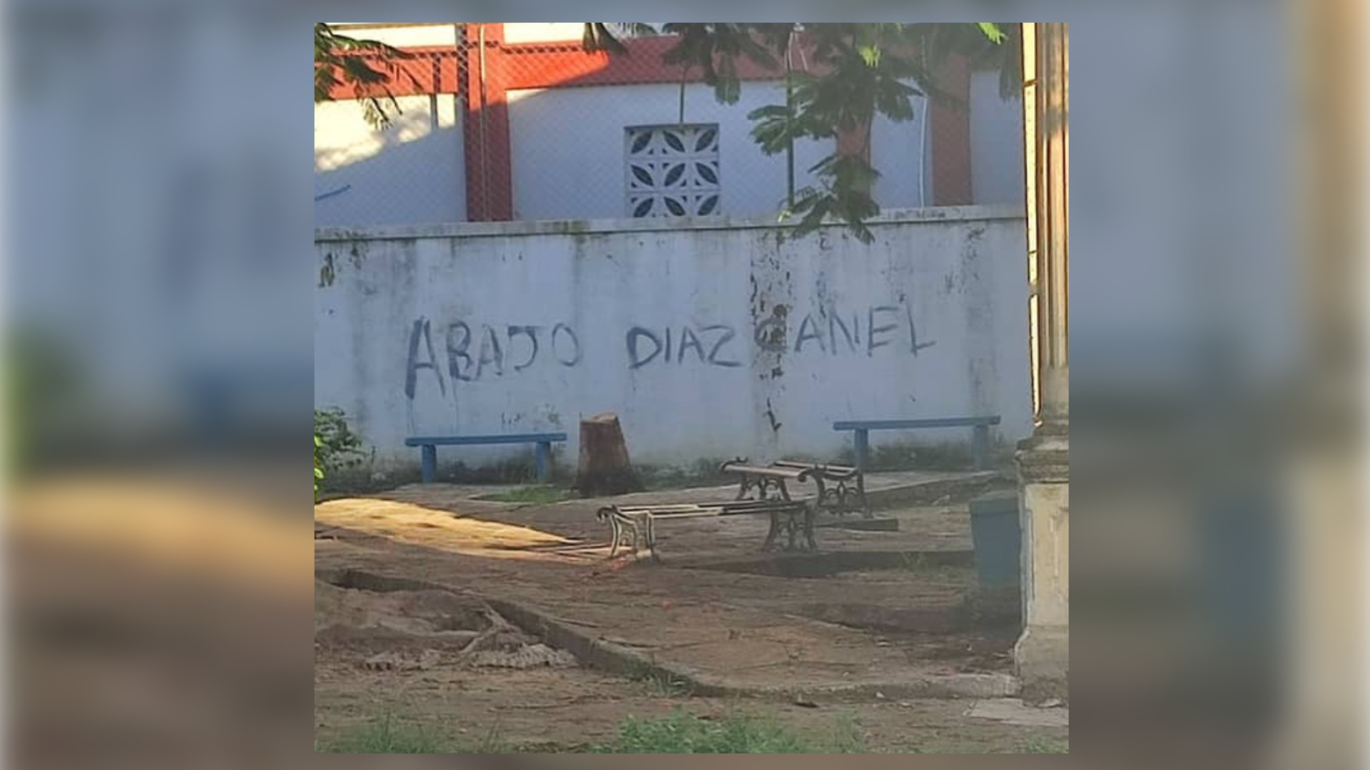 Aparece cartel “Abajo Diaz Canel”