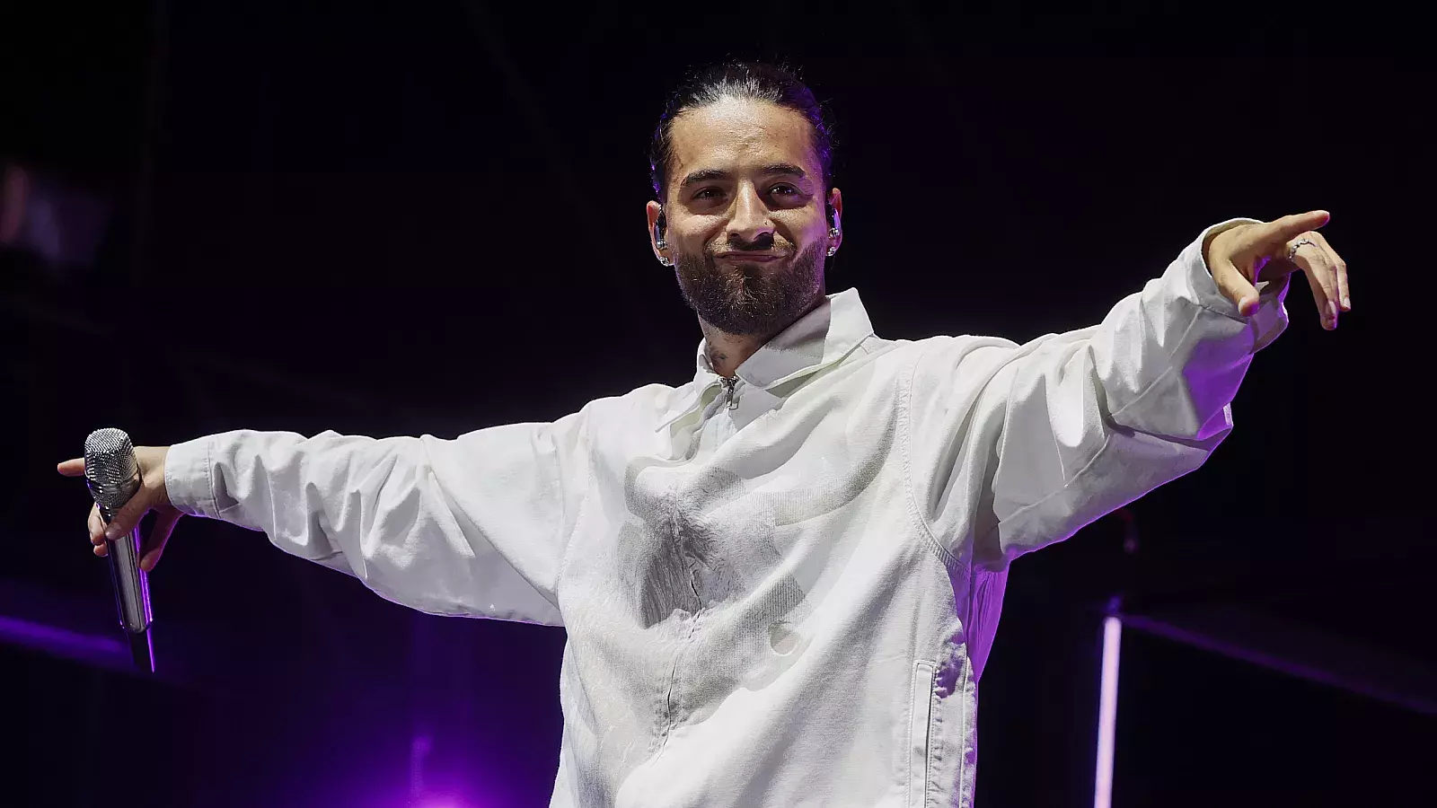 Maluma revoluciona Sevilla con un repaso a sus grandes éxitos 