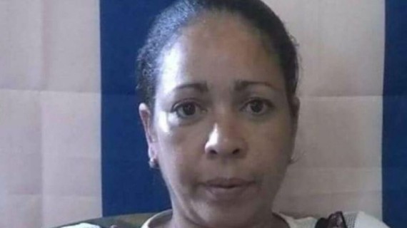 Las autoridades no le informaron por cuánto tiempo estaría en la celda de castigo y con las llamadas telefónicas suspendidas, lo que le impide comunicarse con sus hijas