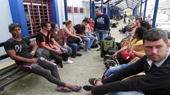 Más de ocho mil cubanos solicitantes de asilo en México