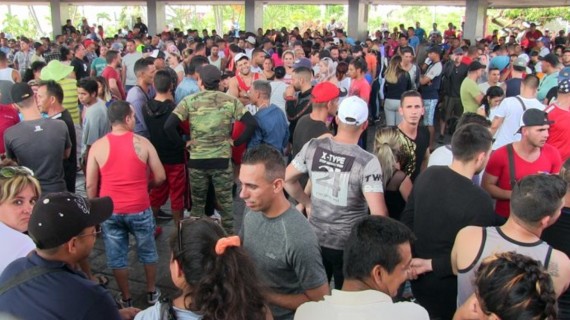 Migrantes cubanos en Tapachula, México 