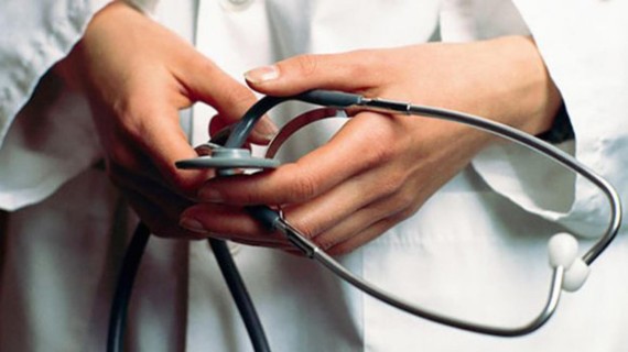 Médico cubana. Foto de Archivo