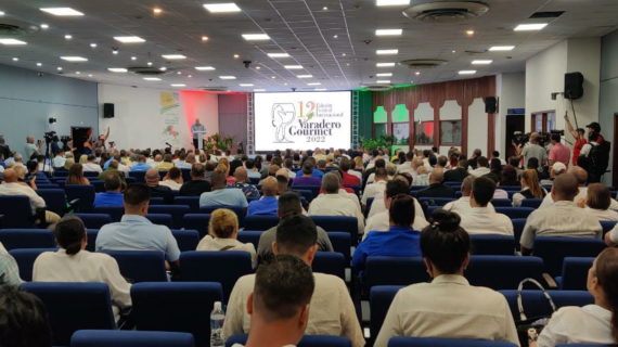 En plena crisis alimentaria, régimen organiza evento "gourmet" 