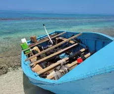 Bote en costas de Florida