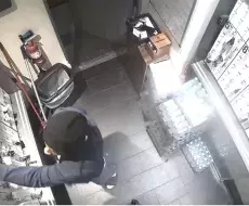 Habría robado un Un Ferrari, un Rolls-Royce y un Mercedes