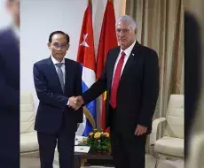 Encuentro con el canciller vietnamita Le Hoai Trung